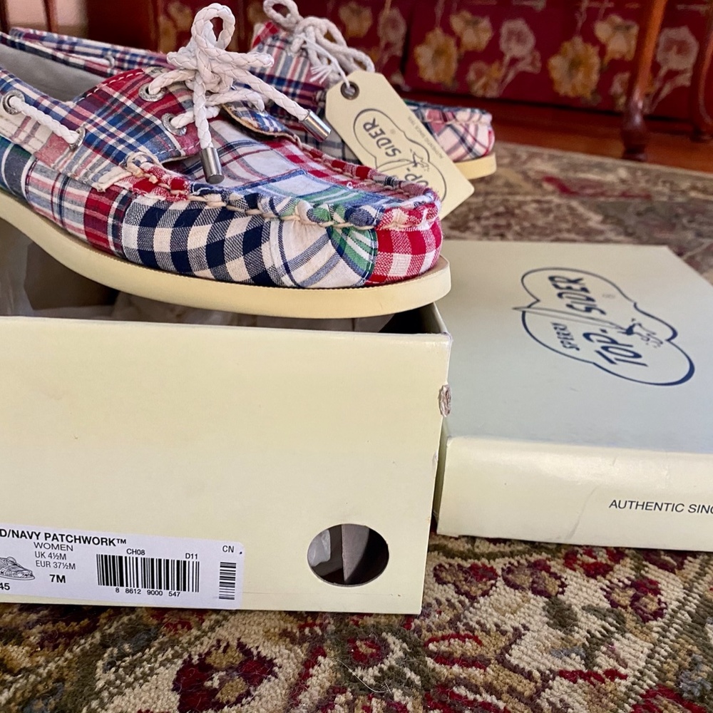 New in Box Sperry Topsider Madras Boat Shoes - Picture 3 of 4